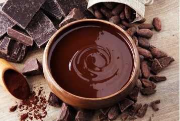 A tu per tu con i benefici del cioccolato fondente 